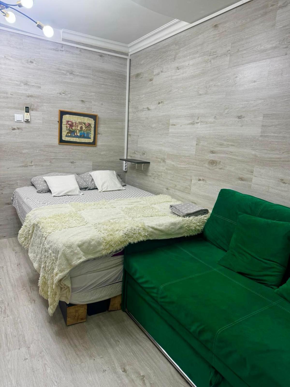 Cozy Good Apartment Kischinau Exterior foto